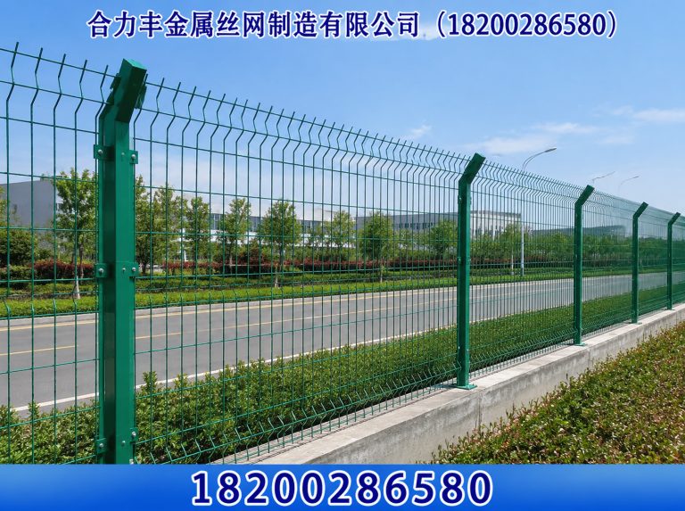 龙泉驿区球场围网展示图